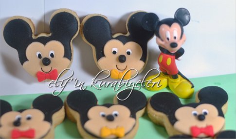 Mickey Mouse Cookie