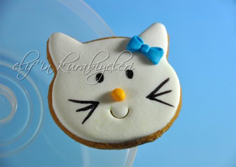 Hello Kitty Cookie
