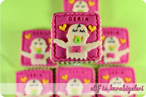 Bebek arabas� �eklinde kurabiyeler